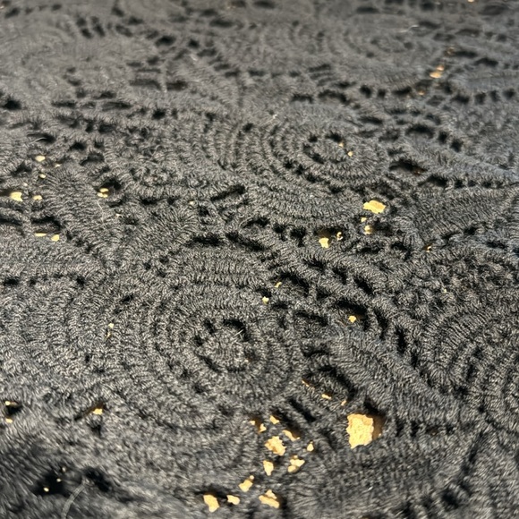 Crochet Flower Top - Picture 3 of 8